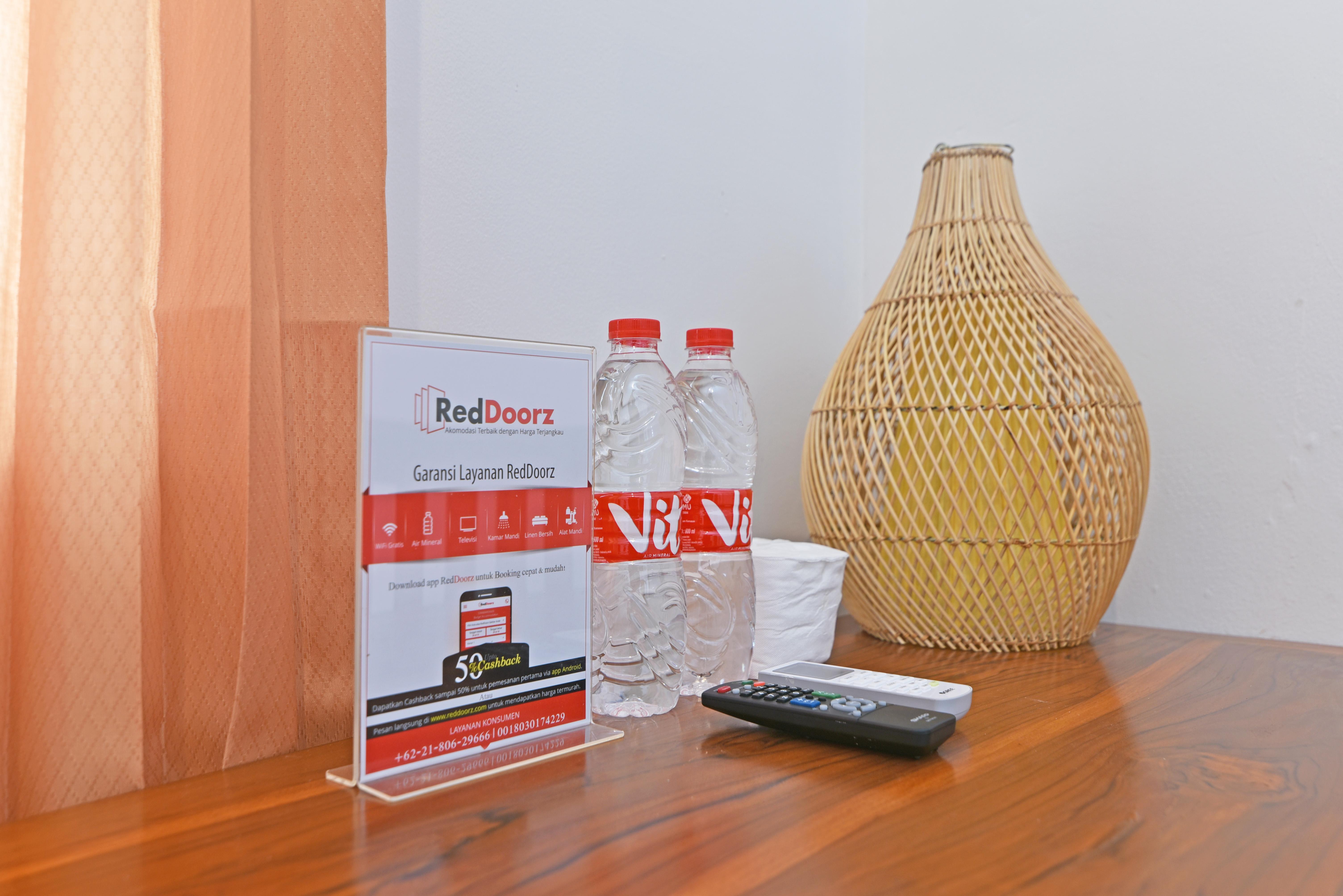 Reddoorz @ Jalan Gatot Subroto Denpasar Hotel Exterior photo