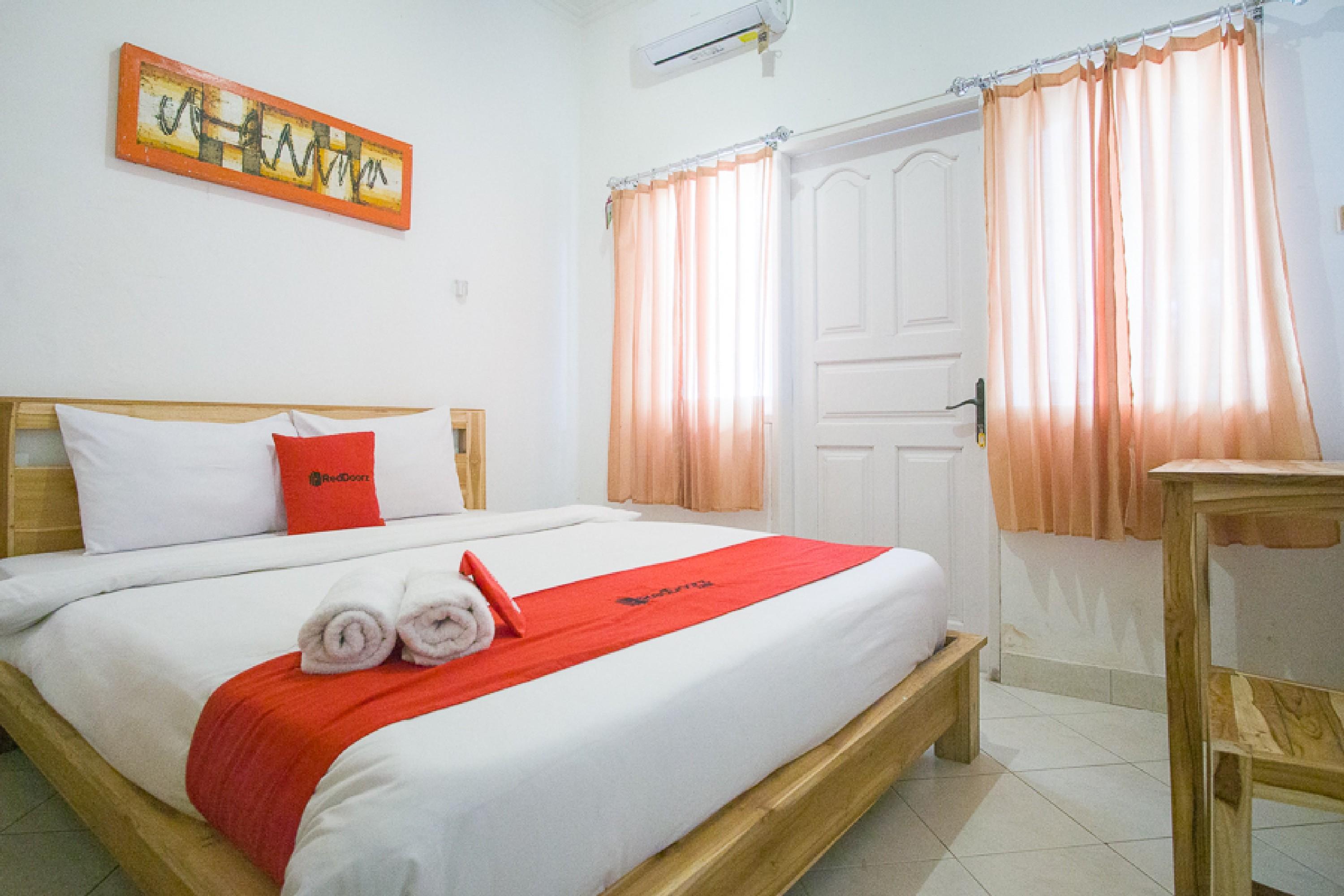 Reddoorz @ Jalan Gatot Subroto Denpasar Hotel Exterior photo